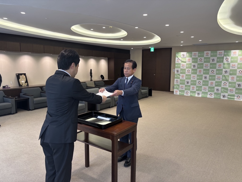 10月7日 監査委員辞令交付式