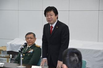 自衛官入隊予定者激励会での様子の写真