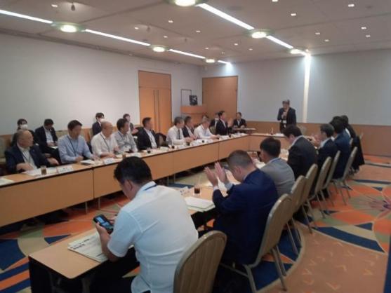 7日 全国青年市長会役員会