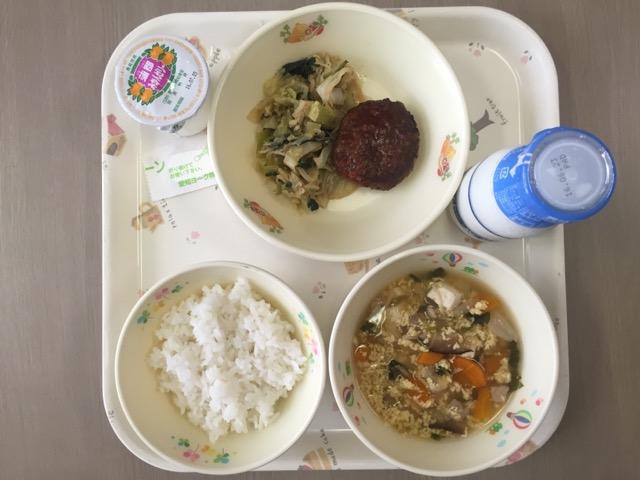 給食 名古屋コーチン入りかきたま汁の写真