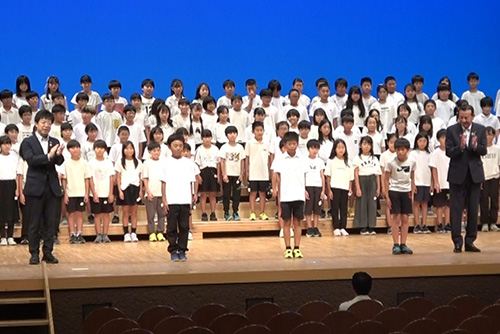 小牧南小学校の5年生による「安全安心なまちづくり宣言」
