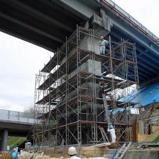 橋梁耐震工事施工中(北尾張5号橋)