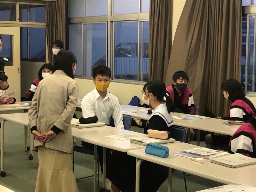 意見交換会の状況写真2