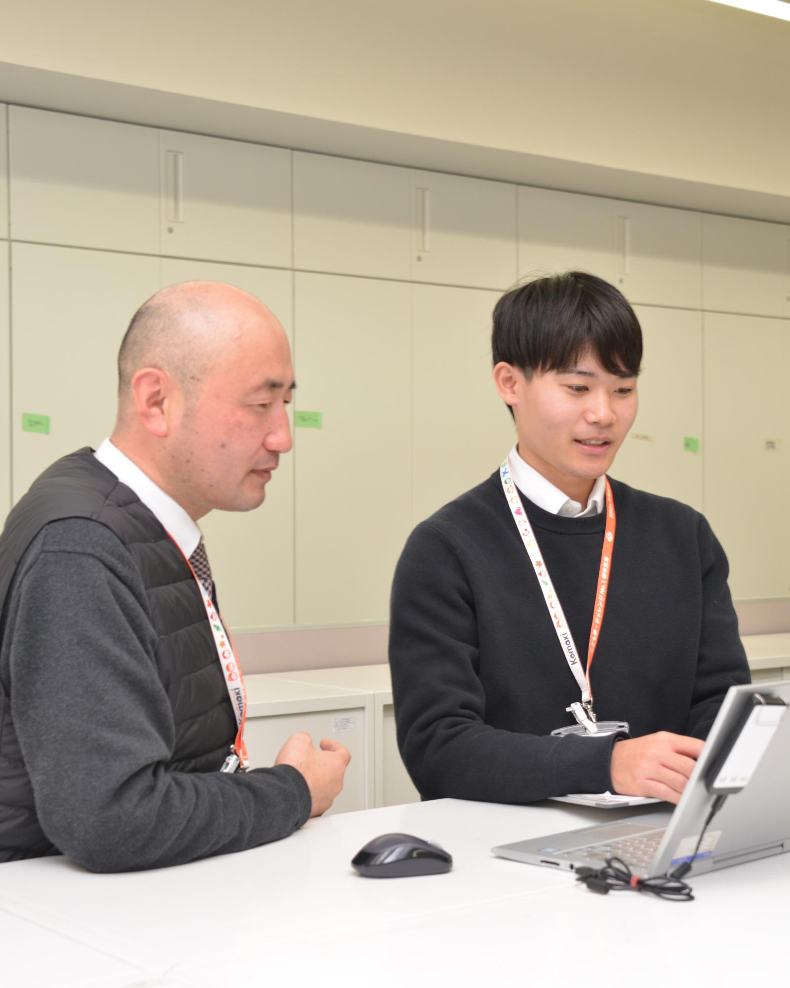 仕事の様子
