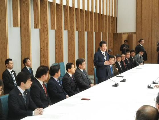 22日 教育再生首長会議安倍総理表敬訪問