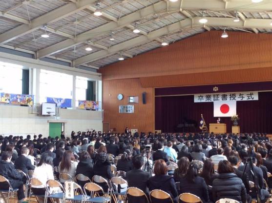 中学校卒業式（小牧西中学校）の様子