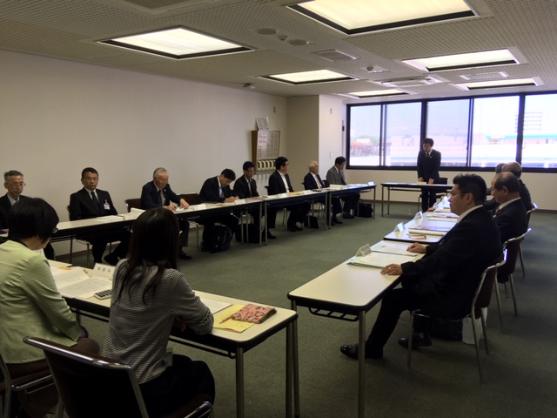 小牧市国際交流協会理事会の様子