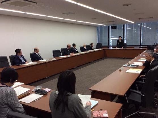 小牧市国際交流協会理事会の様子