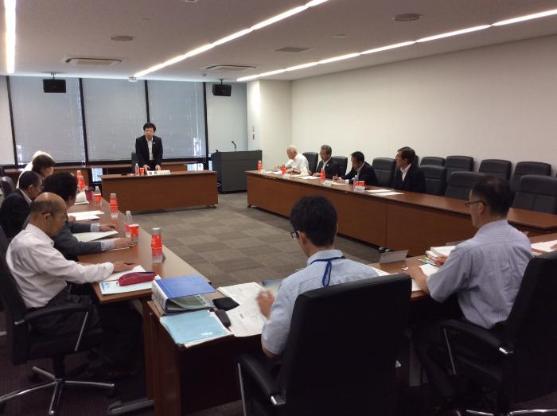 体育協会理事会の様子