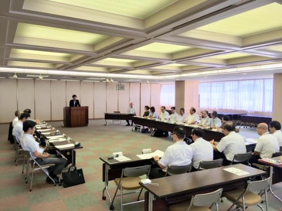 交通安全・防犯対策協議会委員委嘱状交付式の様子