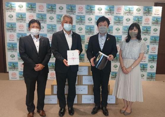 9月28日 株式会社東海理化様とのフェイスシールド贈呈式