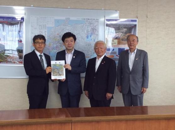 中江川改修促進協議会要望活動（中部地方整備局）の様子