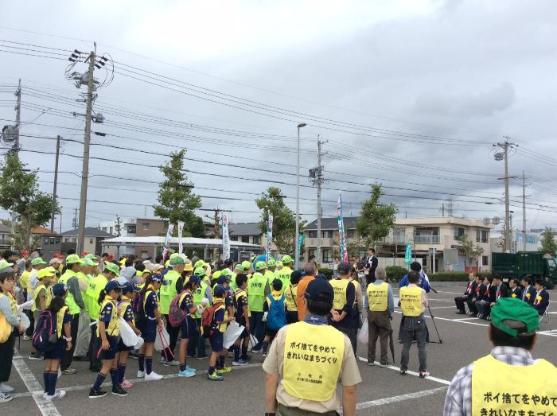 ごみ散乱防止市民行動の日〜こまきまち美化ウォーク〜の様子