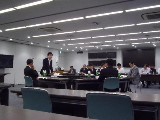 第2回行政改革懇談会の様子