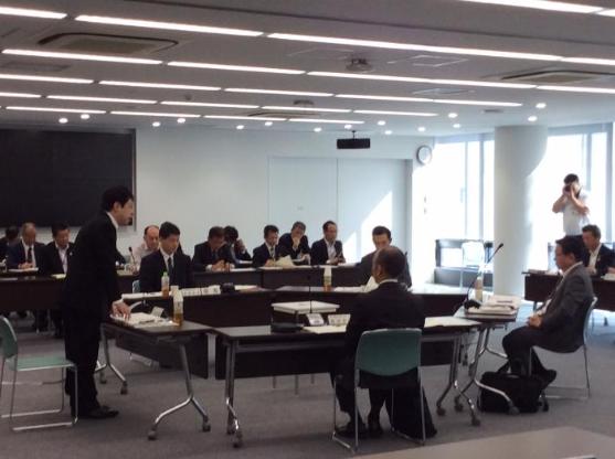 小牧市行政改革推進懇談会の様子