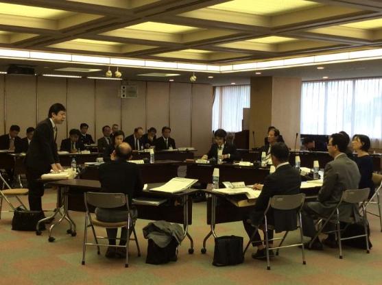 まち・ひと・しごと創生懇談会の様子