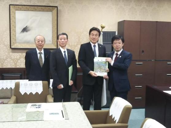 20日 中江川改修促進協議会要望活動(藤川財務副大臣)