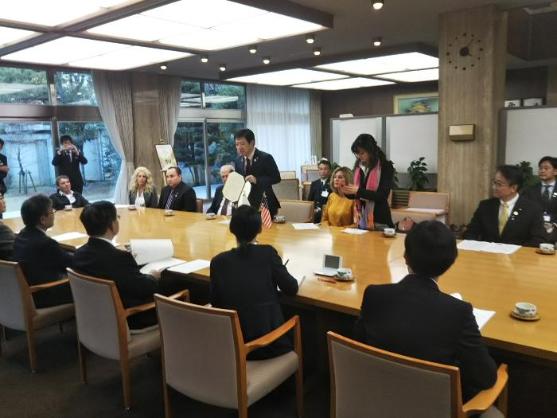 18日 グラント郡友好の覚書締結大村知事への報告