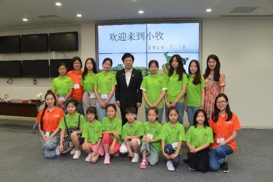 中国訪問団表敬訪問の様子1