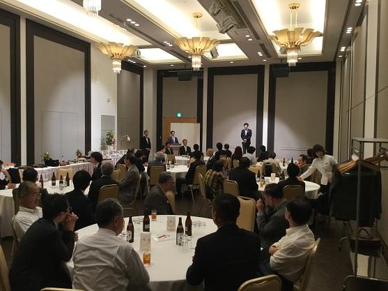 行政書士会尾張支部懇親会の様子の写真