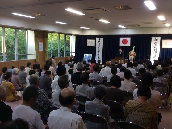 平和祈念朝起会の様子の写真