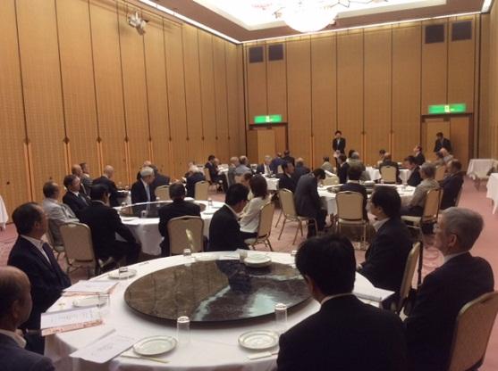 校長OB会総会の様子の写真