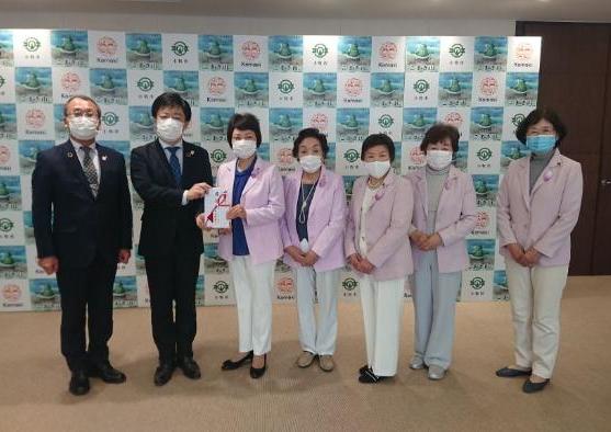 19日 愛知さくらライオンズクラブ 図書館用モニター寄贈式