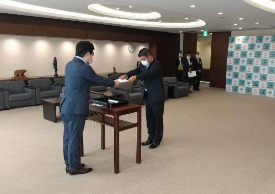 28日 小牧市固定資産評価審査委員会委員辞令交付式