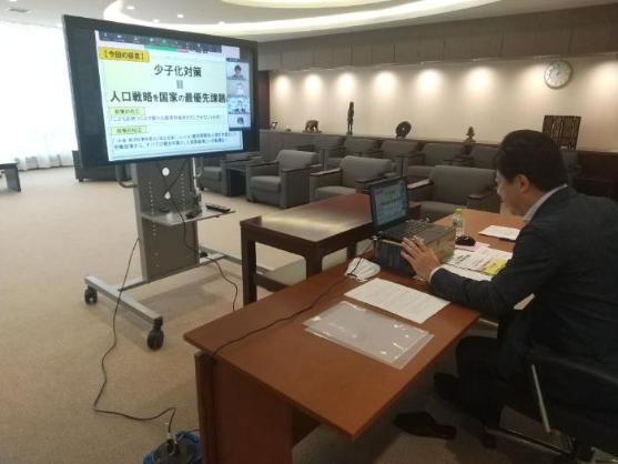 19日 第36回全国青年市長会総会（WEB会議）