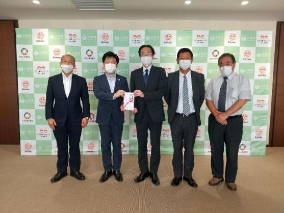 29日 日本ガイシ小牧営業所 寄付贈呈式