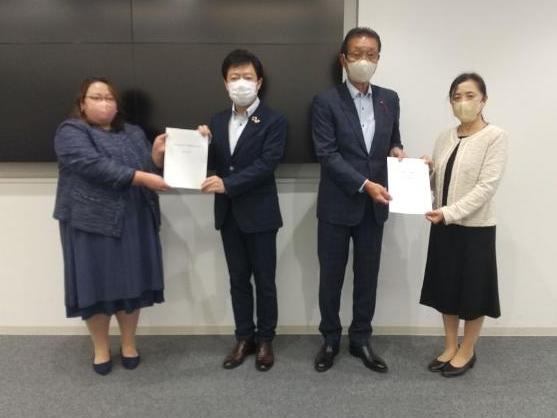 1日 小牧市私立幼稚園PTA連合協議会・小牧市私立幼稚園連合協議会要望書提出