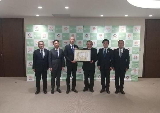 20日 篠岡小学校・篠岡学区地域協議会 文部科学大臣表彰報告