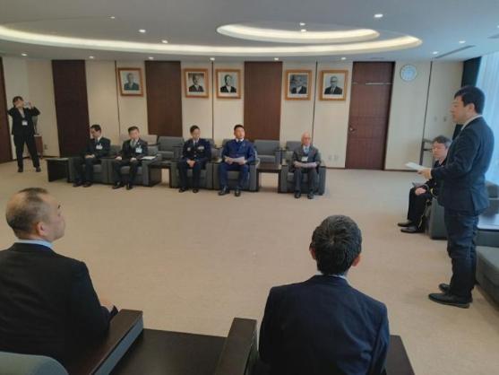 14日 自衛隊募集相談員連名委嘱状交付式