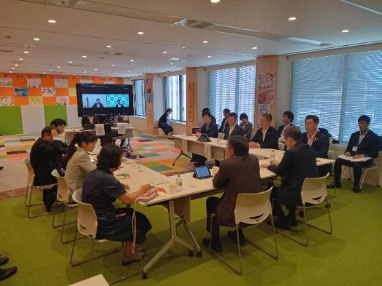 19日 全国青年市長会 加藤こども政策担当大臣との意見交換会