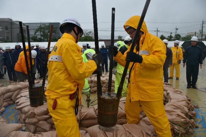 小牧市水防訓練の様子