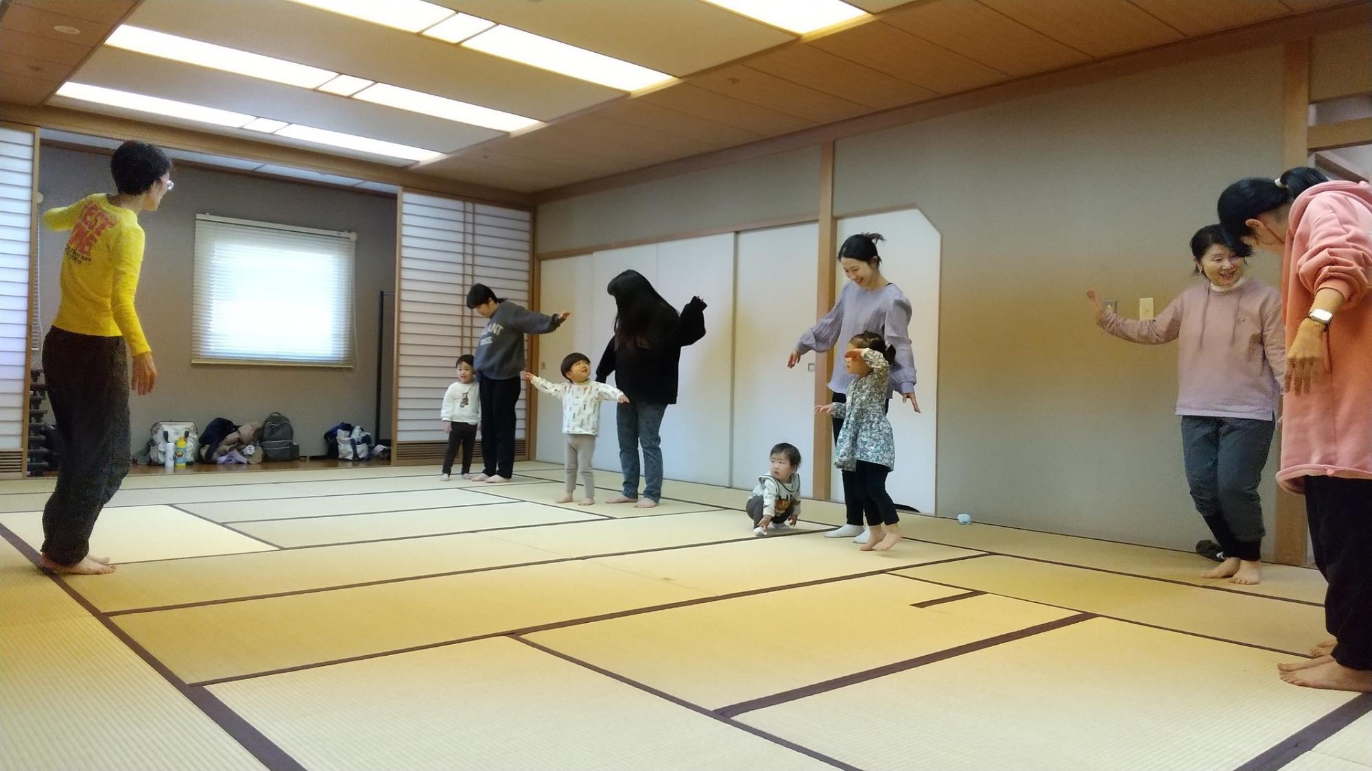 子育て支援講座（ふれあい編3回目）