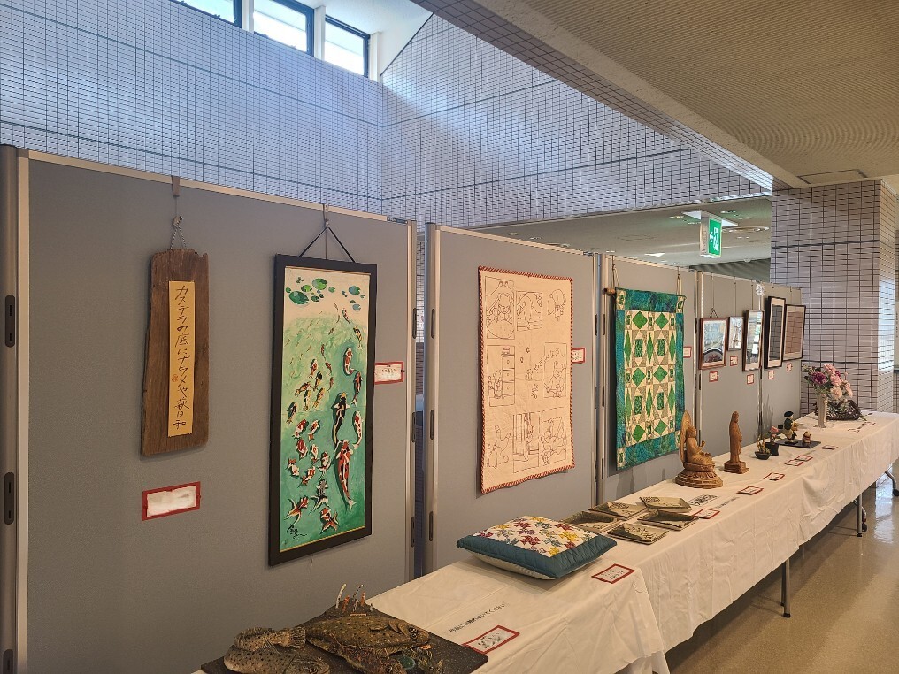 東部展示場利用例-工芸品展示