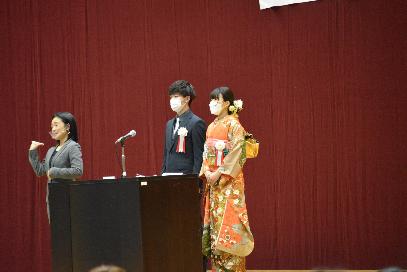 成人祝賀式のようす