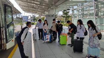 見送り1