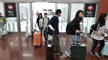 空港到着2
