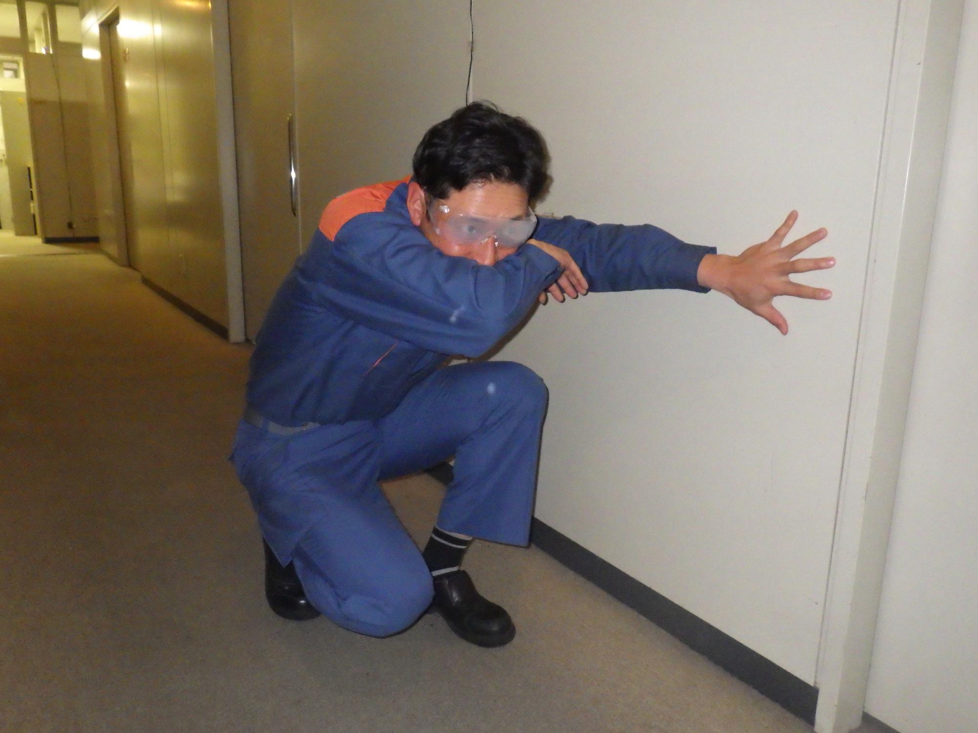 煙体験ゴーグル装着時写真