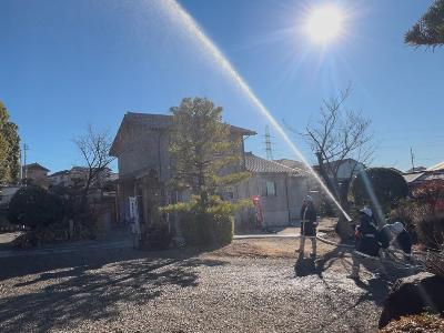 消防団による放水訓練