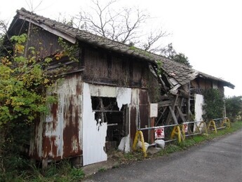 老朽化した空き家
