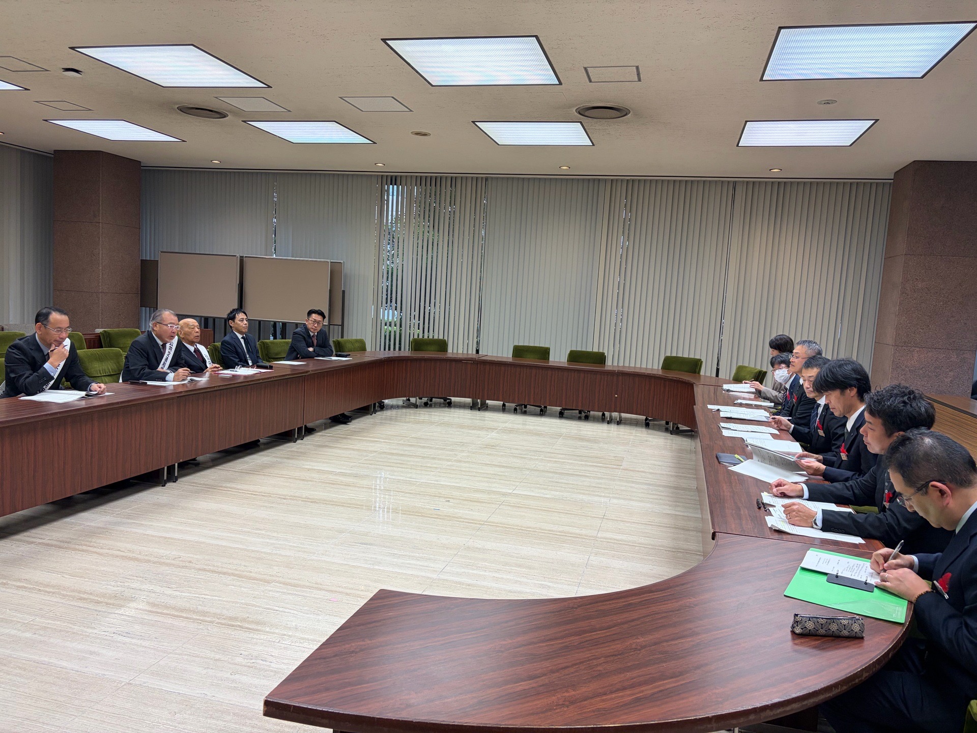 愛知県への要望活動の様子